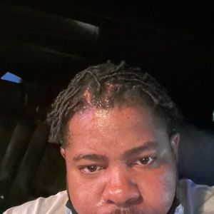 Meet your Posher, Henry